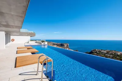 Image de Blue Infinity 4 by Interhome