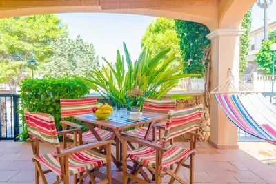 Image de Bugambilia - Maison à Sa Ràpita. Wi-Fi gratuit