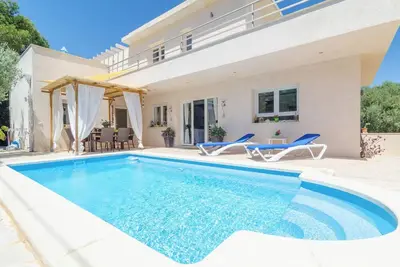 Image de Villa à Cala Santanyi avec Piscine Privée