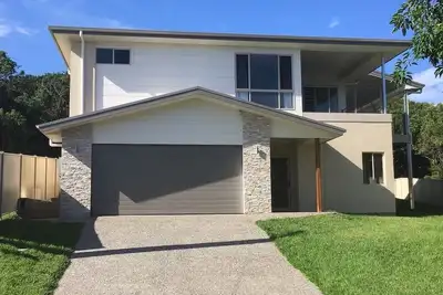 Image de Luxury four bedroom Beachfront house ideal for families.