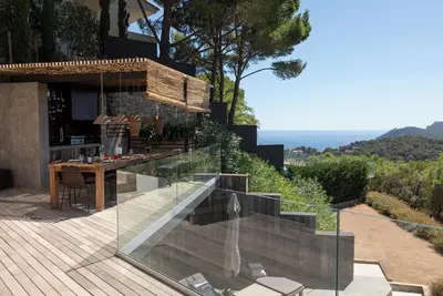 Image de Villa luxueuse vues spectaculaires - très grande piscine type balinaise