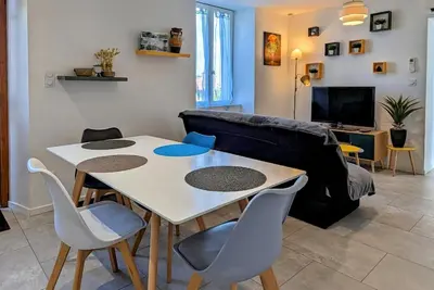 Image de Gîte rénové avec jardin, clim, parking, WiFi - Calme à Héricourt