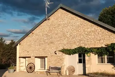 Image de Maison de charme à Gy, 3 chambres, parking, wifi, nature et randonnées