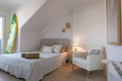 Image de Tasteful new beachfront penthouse in Loredo