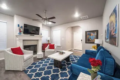 Image de Vivid Villa - 3br/2ba - Colorful and Cozy