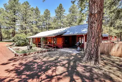 Image de Rustic Star | Authentic Log Cabin in the Woods | Near the Grand Canyon, Flagstaff & Williams