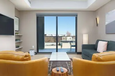 Modern Flat on Tennyson St w/ Balcony & Views