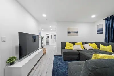 Image de Hudson Oasis | Sleeps 10 | Nyc| Ewr | Free Parking