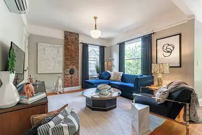 Image de The Baldwin: Luxury Penthouse- Steps from 23rd!