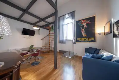 Image de Apartment with mezzanine on the Lungarno in Pisa