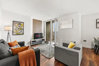 Image de Lovely Apartment - Private Parking - Stadium Views