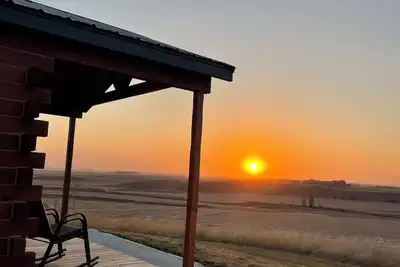 Image de River Bluff Cabin 2- Private Hot Tub & Land, Stunning Bluff & Sunset Views