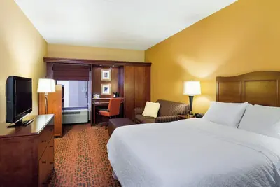 Image de Comfortable Room Near I-76 with Free Breakfast – Perfect for Leisure and Work