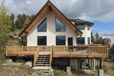 Image de Escape to Storm Mountain - 31 day minimum stay