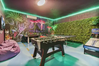 Image de Last Minute Disney! Private Pool, Hot Tub, Game Room & Themed Bedrooms. Book Now! #122015