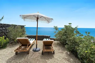 Image de My Rental Homes - Villa Pozzillo with swimming pool and private sea access