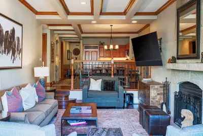 Image de Gorgeous premier mountain getaway- Ski in/out penthouse in Beaver Creek Village!