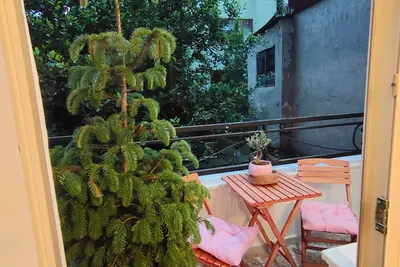 Image de \tcozy 2br apartment with Fast WiFi, near NIŞANTAŞI