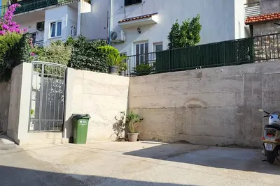 Image de Elegant Trogir Apartment with Garden Terrace - Two Bedroom Apartment