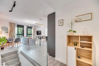 Image de Modern 2-bedroom duplex apartment near Historical center