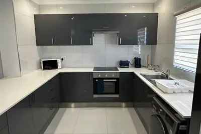 Image de Dolphin Ridge Seaside Apartment - By Tanaka Kingdom \n\n