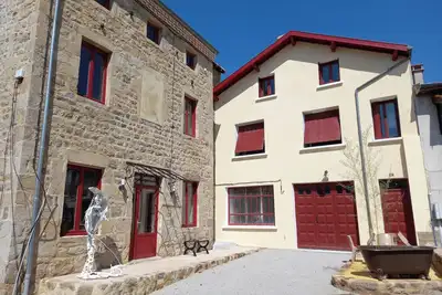 Image de Maison d'artiste de village