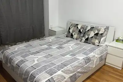 Image de “Modern Studio Steps from Ior Park – Comfort & Tranquility in Bucharest! ”