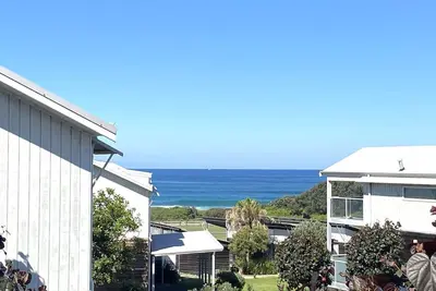 Image de Ahoy Villa at Caves Beach Villas