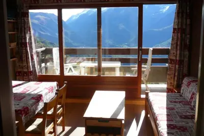 Studio 'Pathabac' avec vue sur la montagne et balcon
