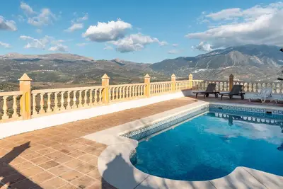 Image de Maison de vacances 'Casa Maria' avec vue sur le lac, piscine privée et Wi-Fi
