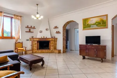 Image de Villa 'Casa Di Giuseppe' avec terrasse privée, jardin privé et Wi-Fi