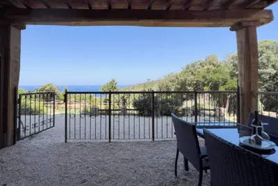 Image de Ferme 'Amandolo - Palmenti' avec vue sur la mer, Wi-Fi et climatisation
