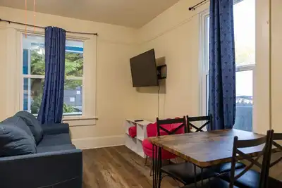 Image de Magenta - Rhodee #2: close to Uo/Autzen