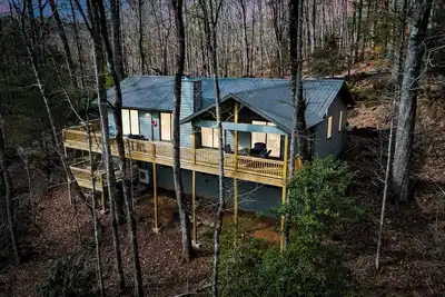 Scenic Home w/ Fire Pit & Sapphire Valley Perks!