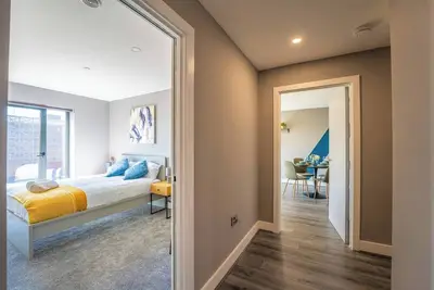 Image de 2-Bed Flat at Monarchs Quay, Liverpool Waterfront