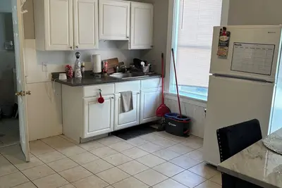 Image de Spacious apartment in Woonsocket close to highway
