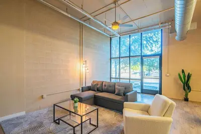 Image de Spacious 1br by Asu w/ Pool, Gym, W/D & Free Parking – Sleeps 6