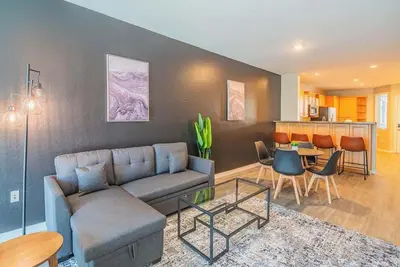 Image de Tempe Asu Getaway | Pool, Gym, Parking & W/D