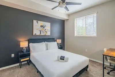 Image de Asu Sloan Pk Mill Ave Parking W/D Gym Pool