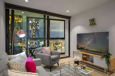 Image de Luxury Choice near Queen Vic Market with Sky Views