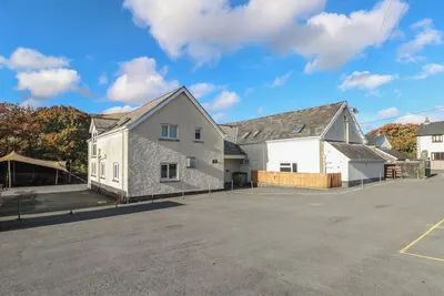 Image de Glyntawe Outdoor Centre, pet friendly, with a garden in Ynyswen