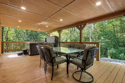 Image de Cabin on a Hill near Gatlinburg