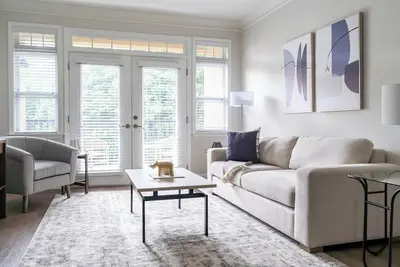 Image de Landing at The Arboretum - 2 Bedrooms in The Ar. . .