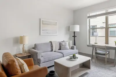 Image de Landing | Beautiful 2bd, Pool, Clubhouse