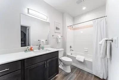 Landing at The Village at Stetson Square - 2 Bedrooms in Corryville