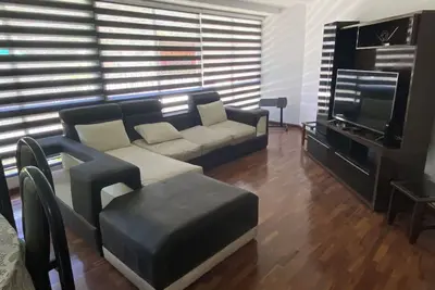 Image de Calacoto centro, full muebles y equipo con WiFi y Tv cable gratis en La Paz