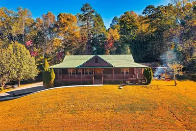 Image de Big Swim Spa| Fire Pit| Dog| Easy Drive| 3 KingBed