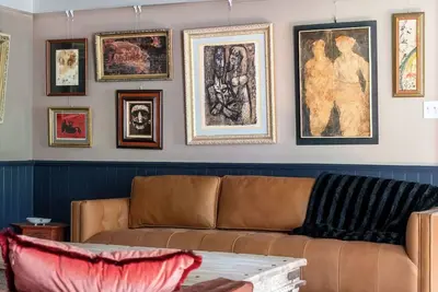 Image de The Turner Farm- 3bd Historic Gem with Lush Modern Amenities and Rich History