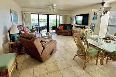 Image de Bokeelia Florida's hidden gem: waterfront condos