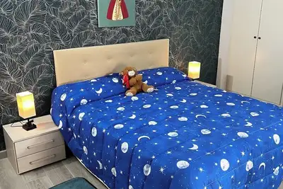 Image de maison dans le centre historique de Naples pour familles, groupes d'amis couples